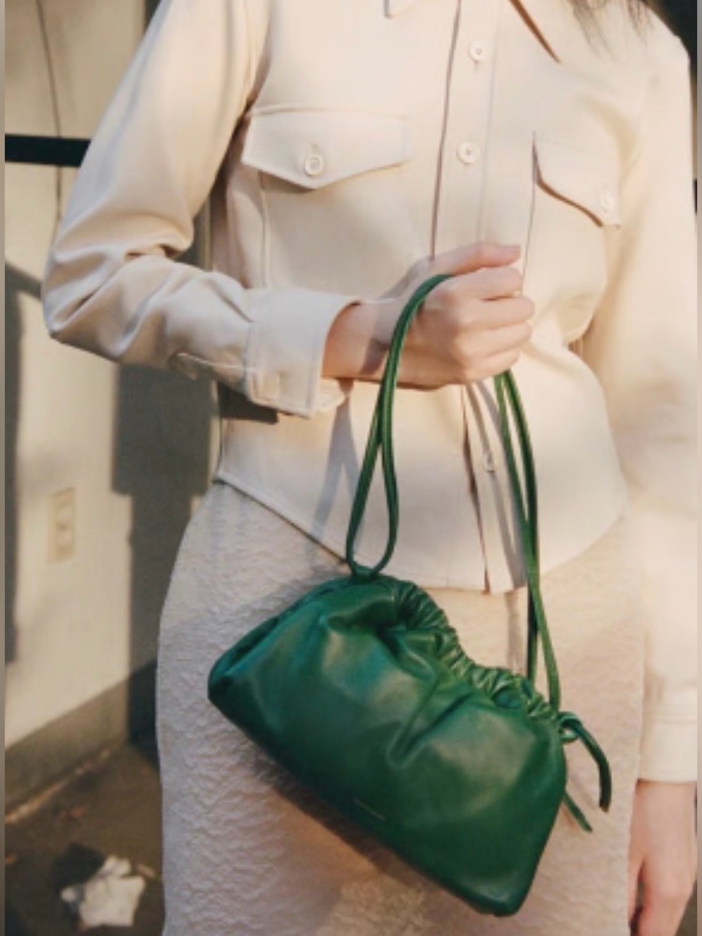 MANSUR GAVRIEL MINI CLOUD CLUTCH - Picture 2 of 6